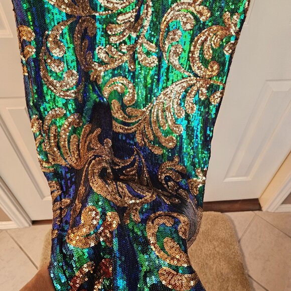 Iridescent Sequin Gown - Picture 3 of 10